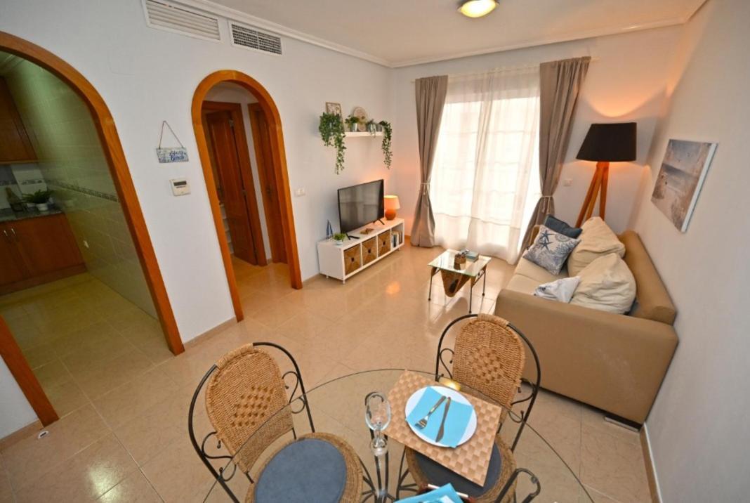 Beach Apartment Torrevieja Exterior photo