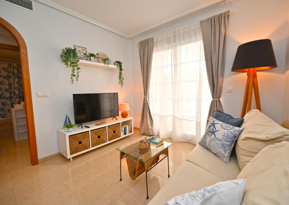 Beach Apartment Torrevieja Exterior photo